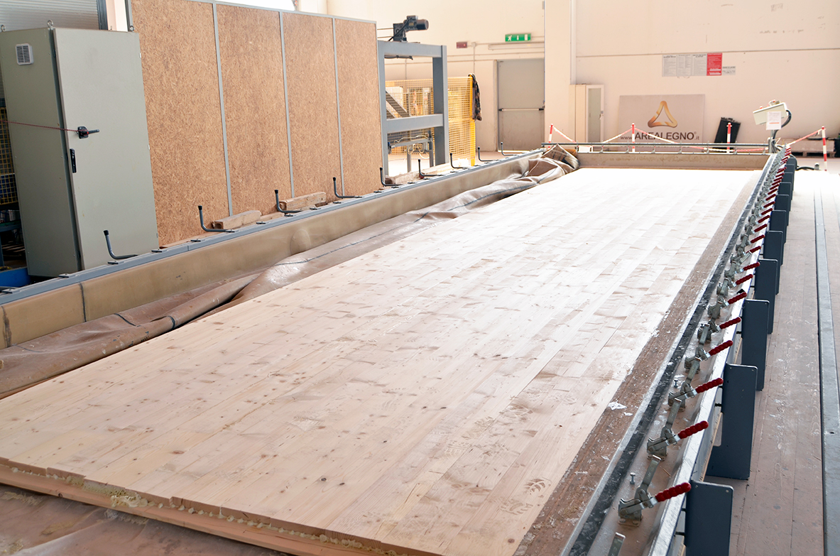Produzione pannelli Xlam Maxlam